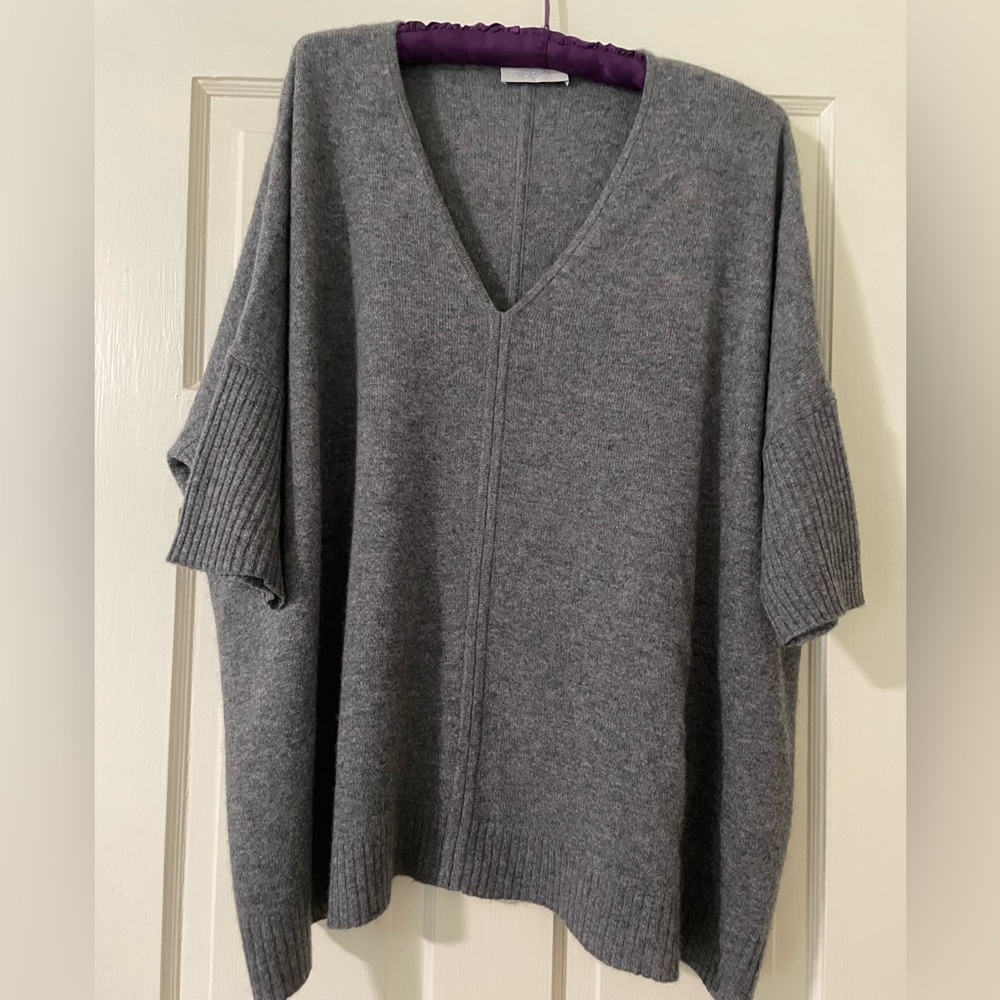 Neiman Marcus Cashmere Sweater